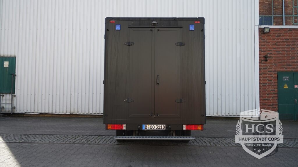 Mercedes Swat 2