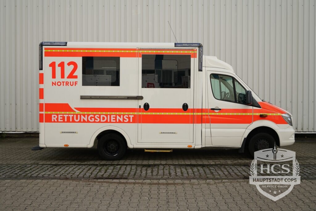 Mercedes Rettungswagen