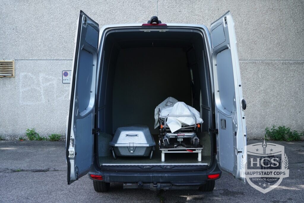 Mercedes Sprinter Gerichtsmediziner 2