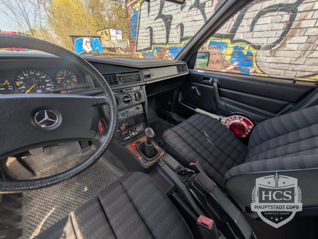 Mercedes Notarzt alt 3