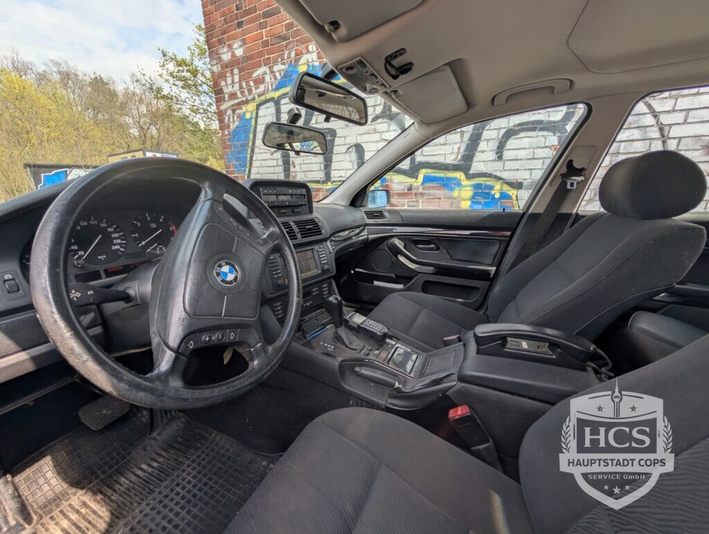 BMW 5er grün 3