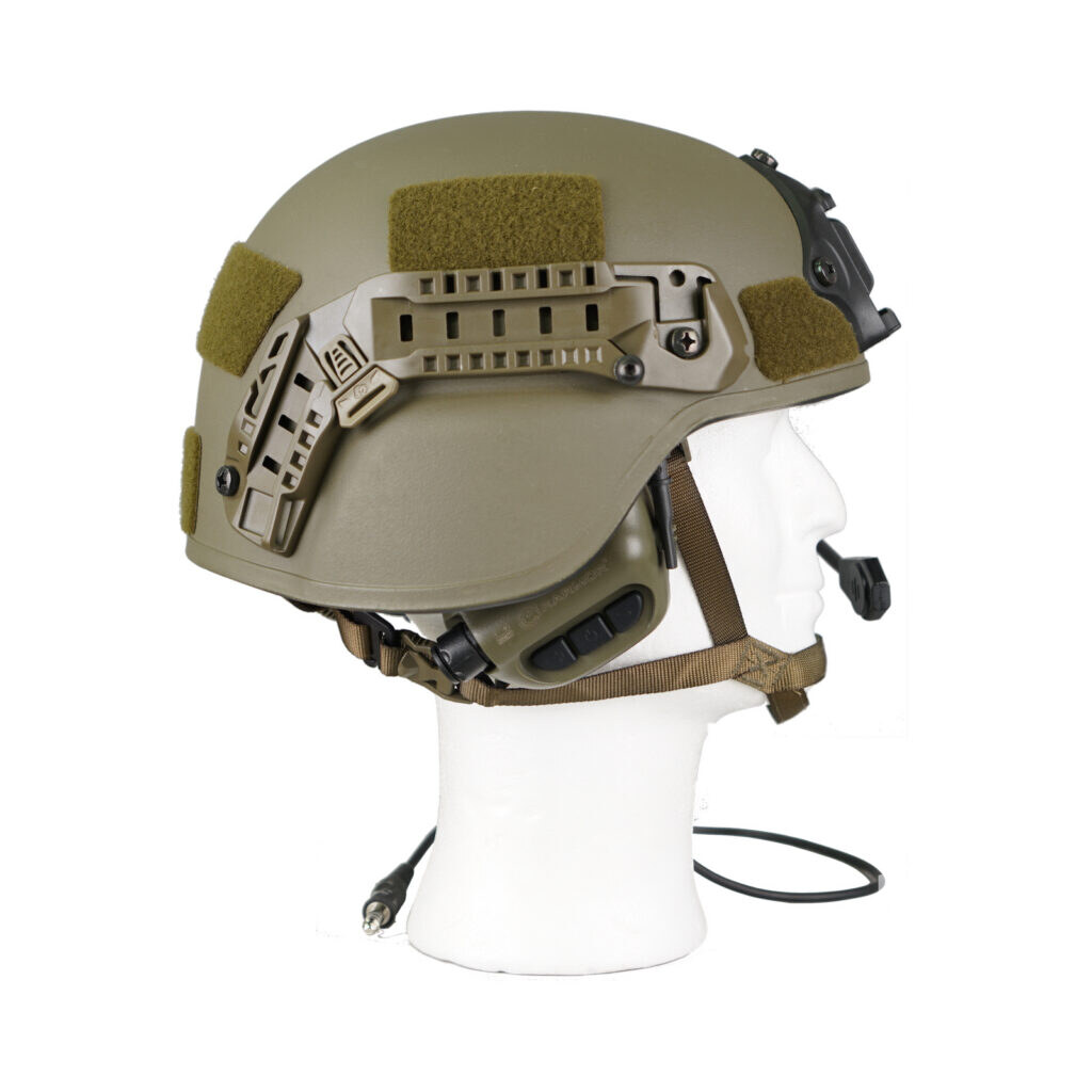 Half cut, grün mit Headset 4