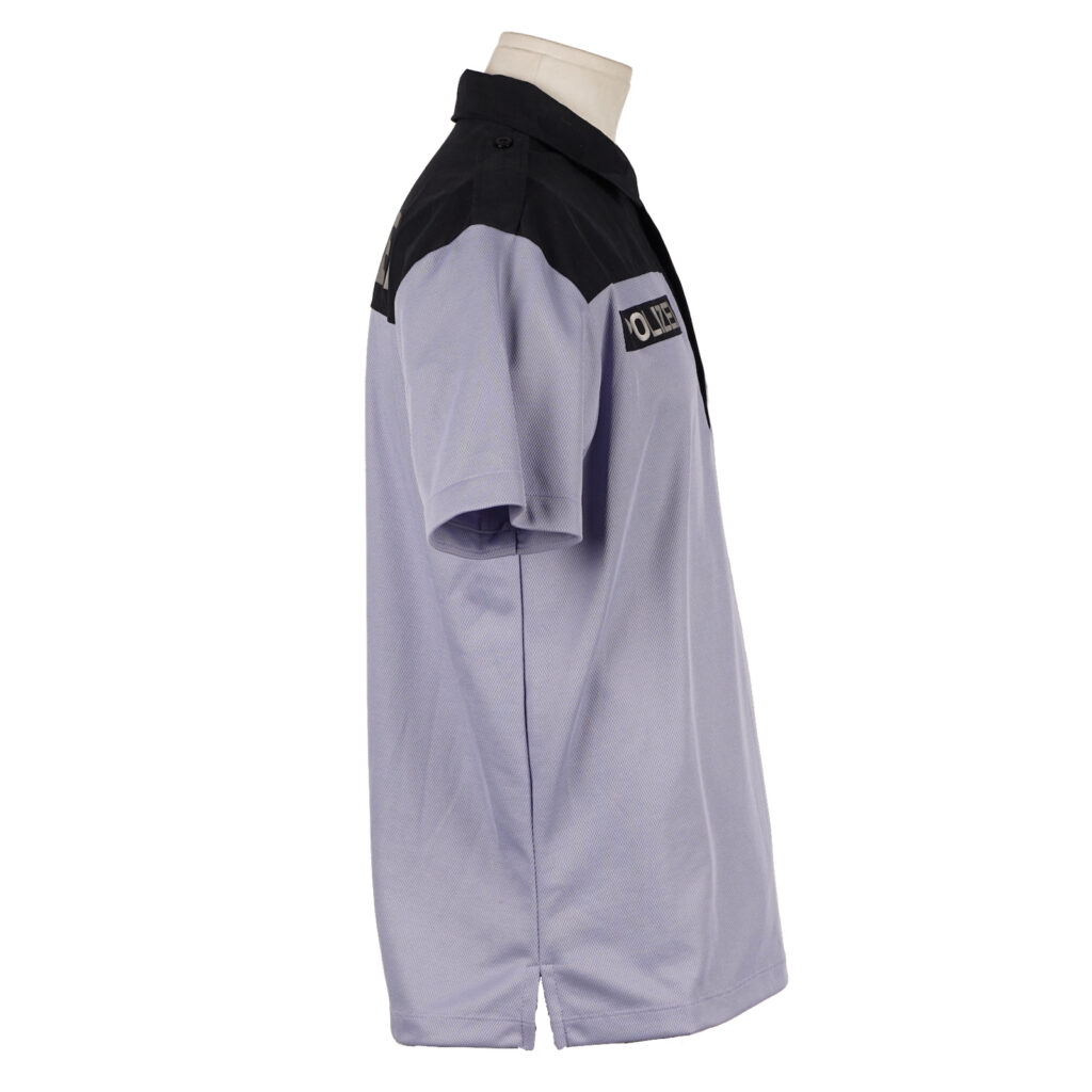 Poloshirt hellblau mit dunkelblauen Schulterstücken 8